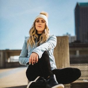 Meet your Posher, Peery